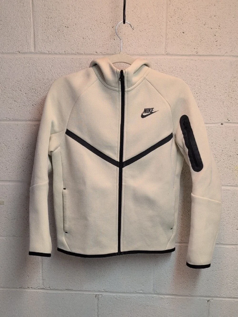 Two Piece Nike Tech Cream Jacket With Sweats
